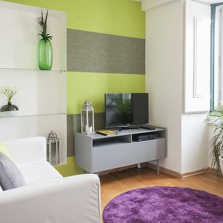 Contemporary Lisbon Apartment In Historical Chiado Esterno foto