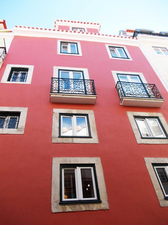 Contemporary Lisbon Apartment In Historical Chiado Esterno foto